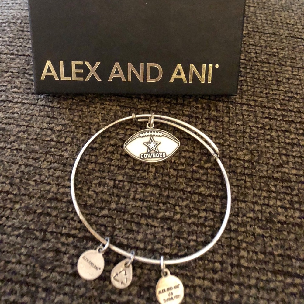 Dallas Cowboy Alex and Ani Bracelet